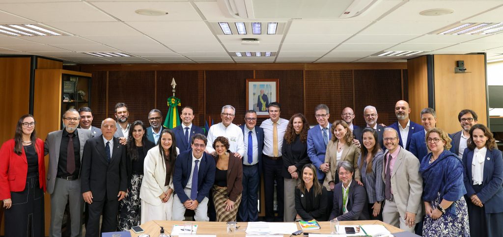 Andifes participa de assinatura do contrato de gestão do novo hospital universitário da Unirio-radardasaude 1 54991492147 5870ab87c0 k Andifes participa de assinatura do contrato de gestão do novo hospital universitário da Unirio-radardasaude